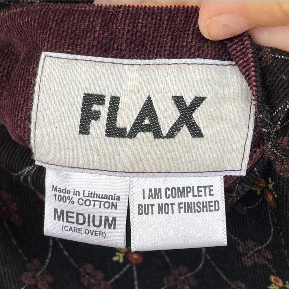Flax Black Quilted Floral Reversable Jacket with Burgundy Collar and Trim - Picture 5 of 9